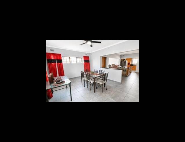 3 BEDROOM HOUSE FOR SALE IN BLUFF